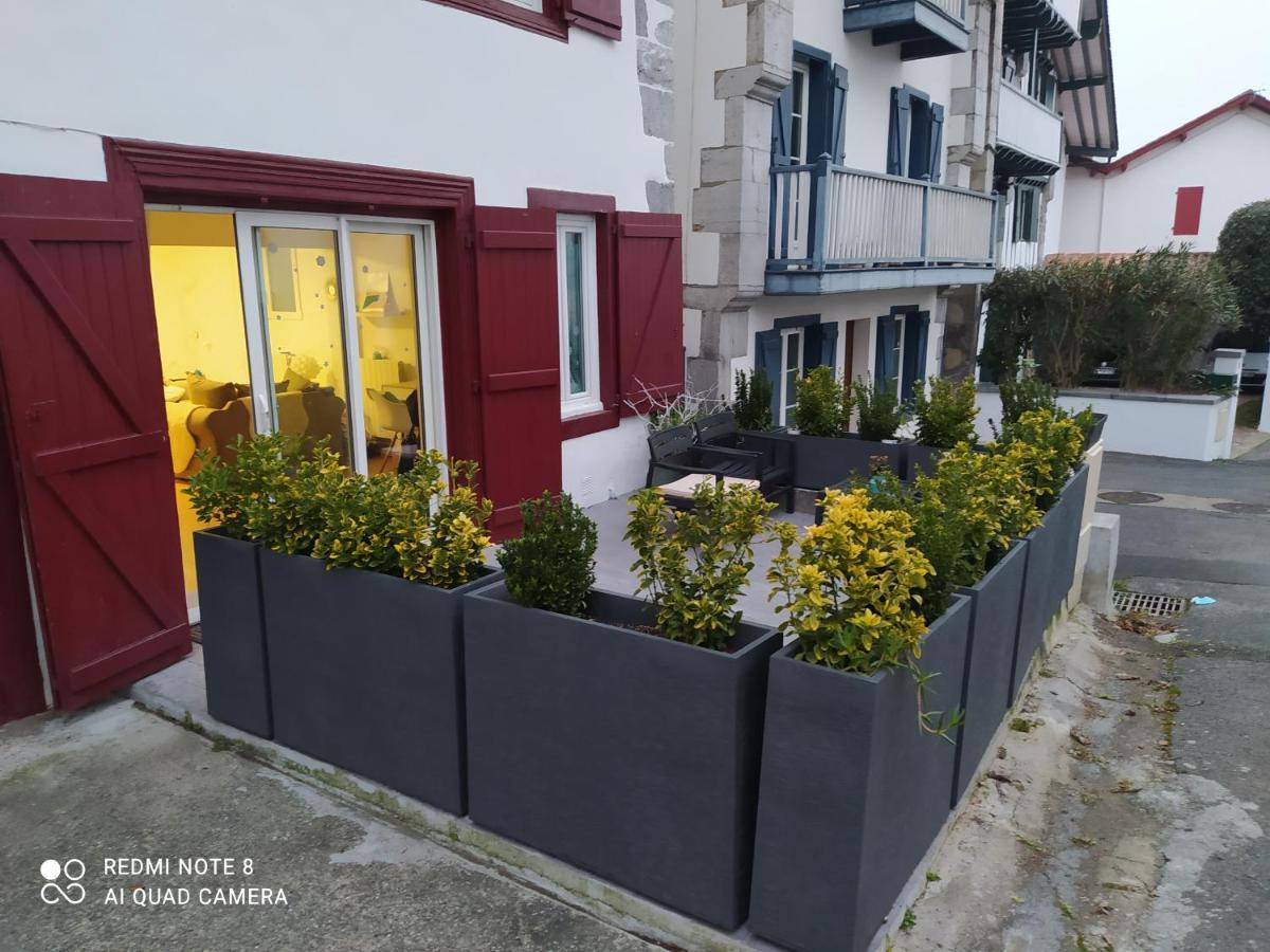 Appartement Rez De Chaussee 2 Chambres Avec Terrasse Cambo-les-Bains Exterior foto